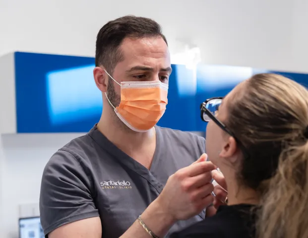 Visita odontoiatrica alla Santaniello Dental Clinic